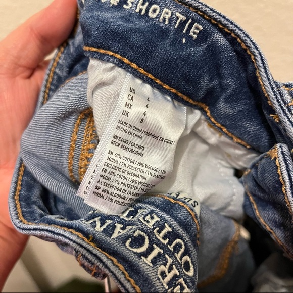 American Eagle Next Level Stretch Hi Rise Shortie Jean Shorts Womens Size 4 - Picture 10 of 11